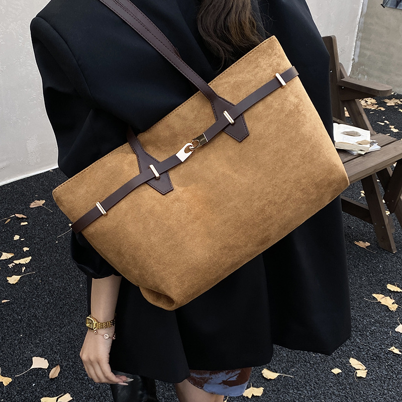 Scarlett Suede Tote