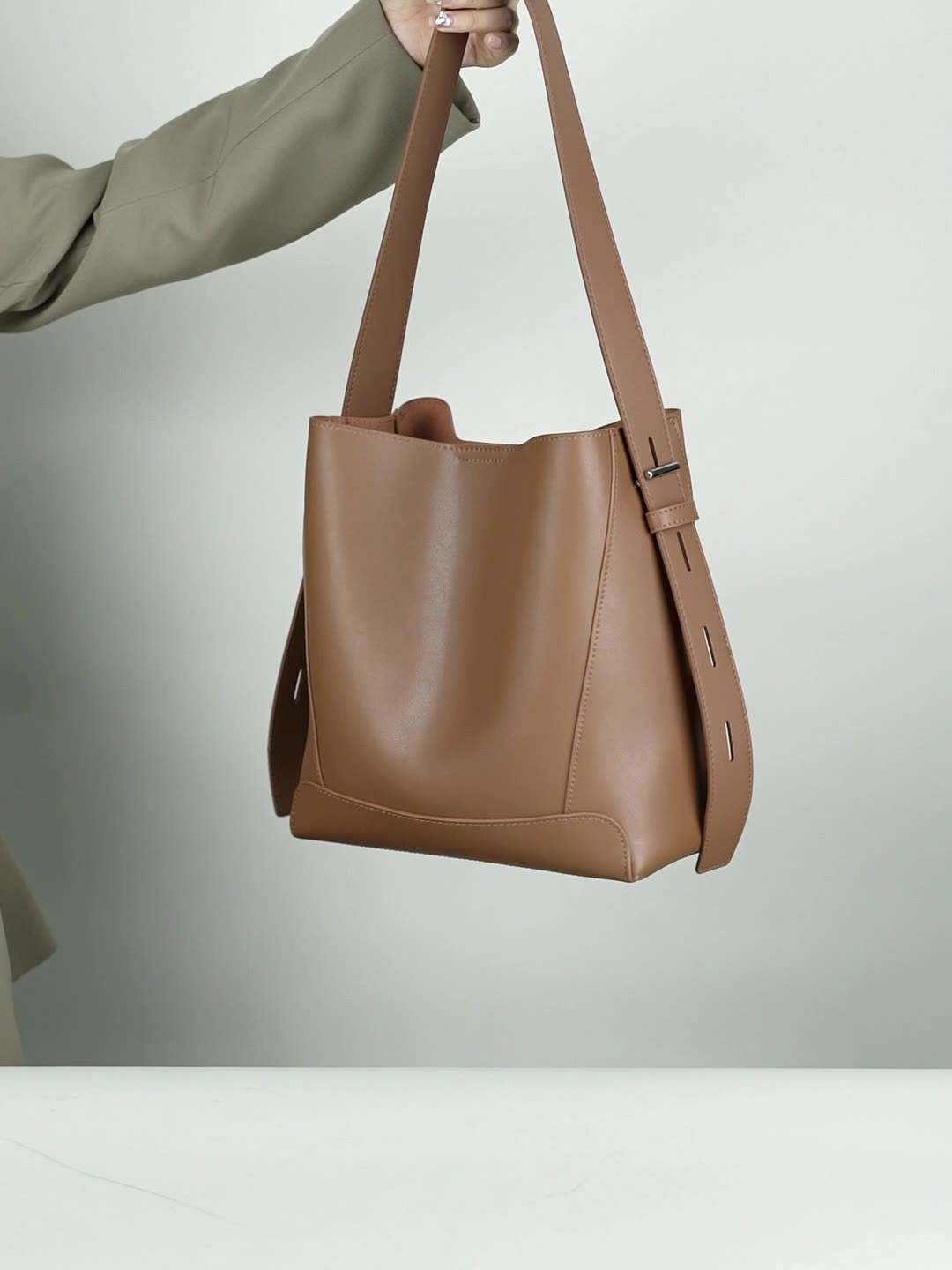 Emmy Shoulder Bag