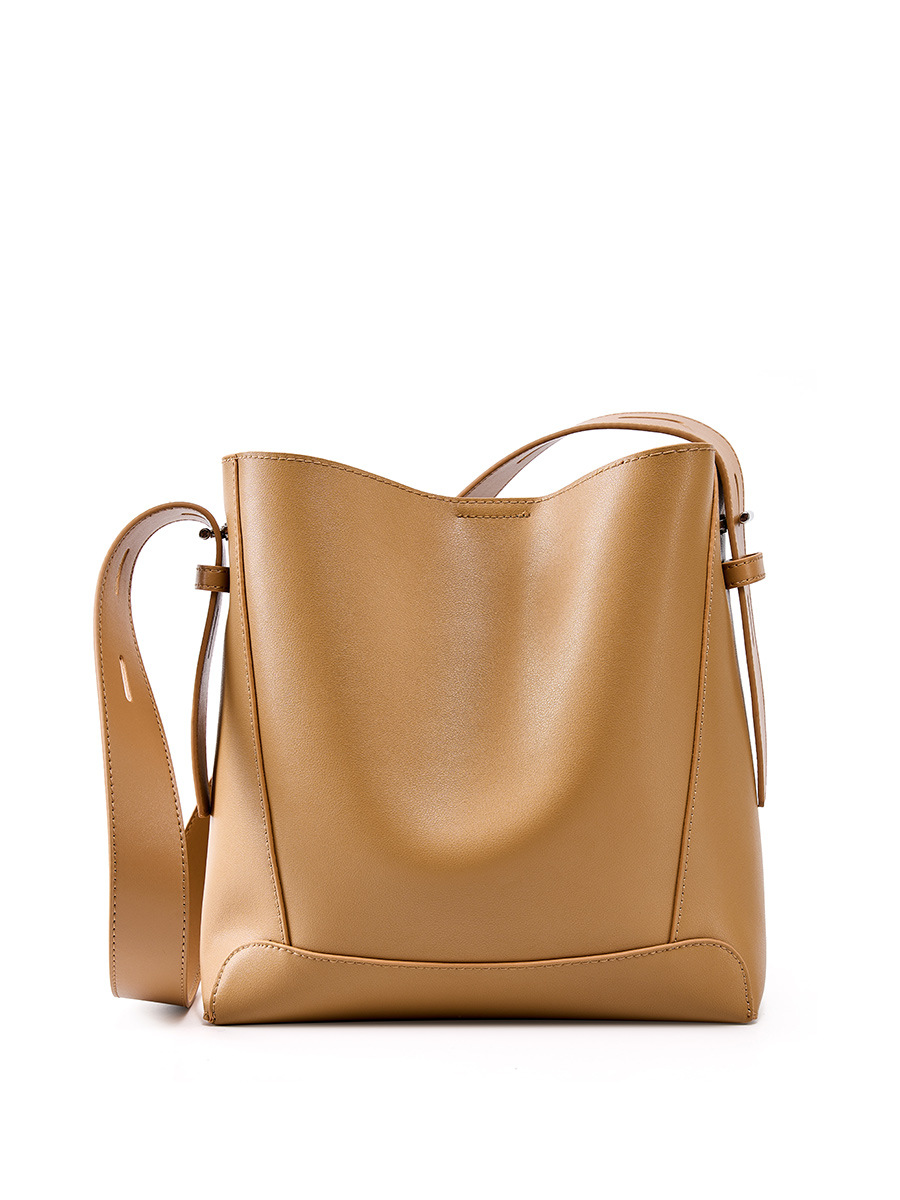 Emmy Shoulder Bag