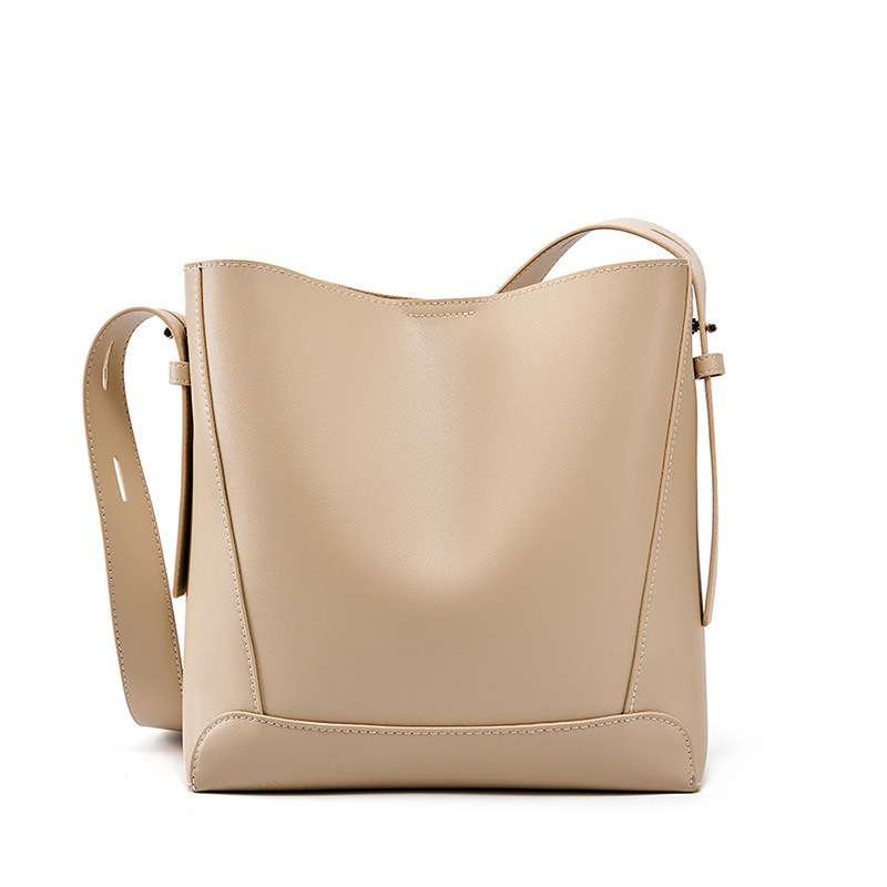 Emmy Shoulder Bag