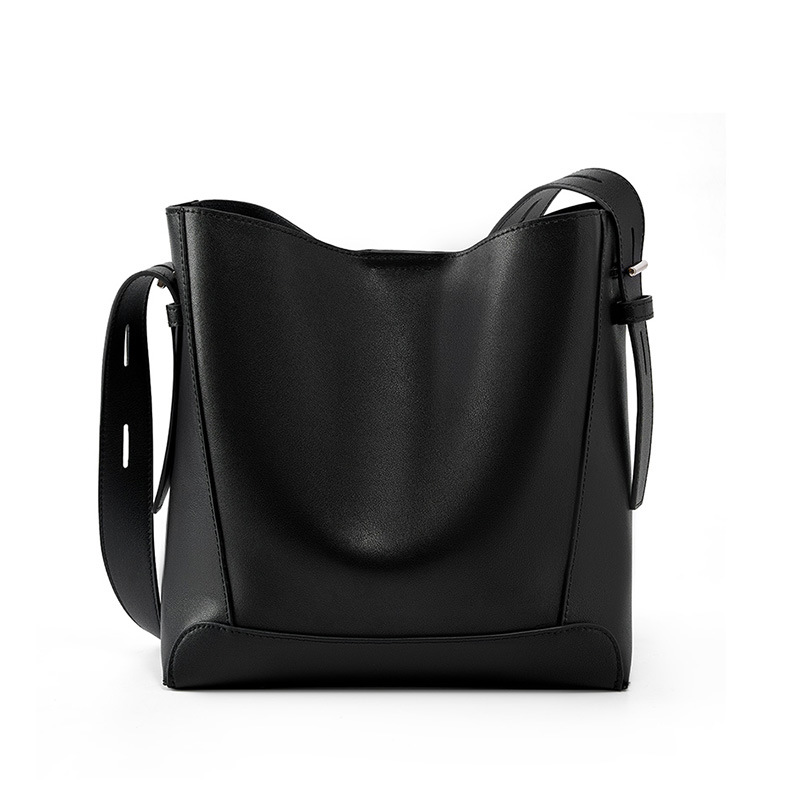 Emmy Shoulder Bag