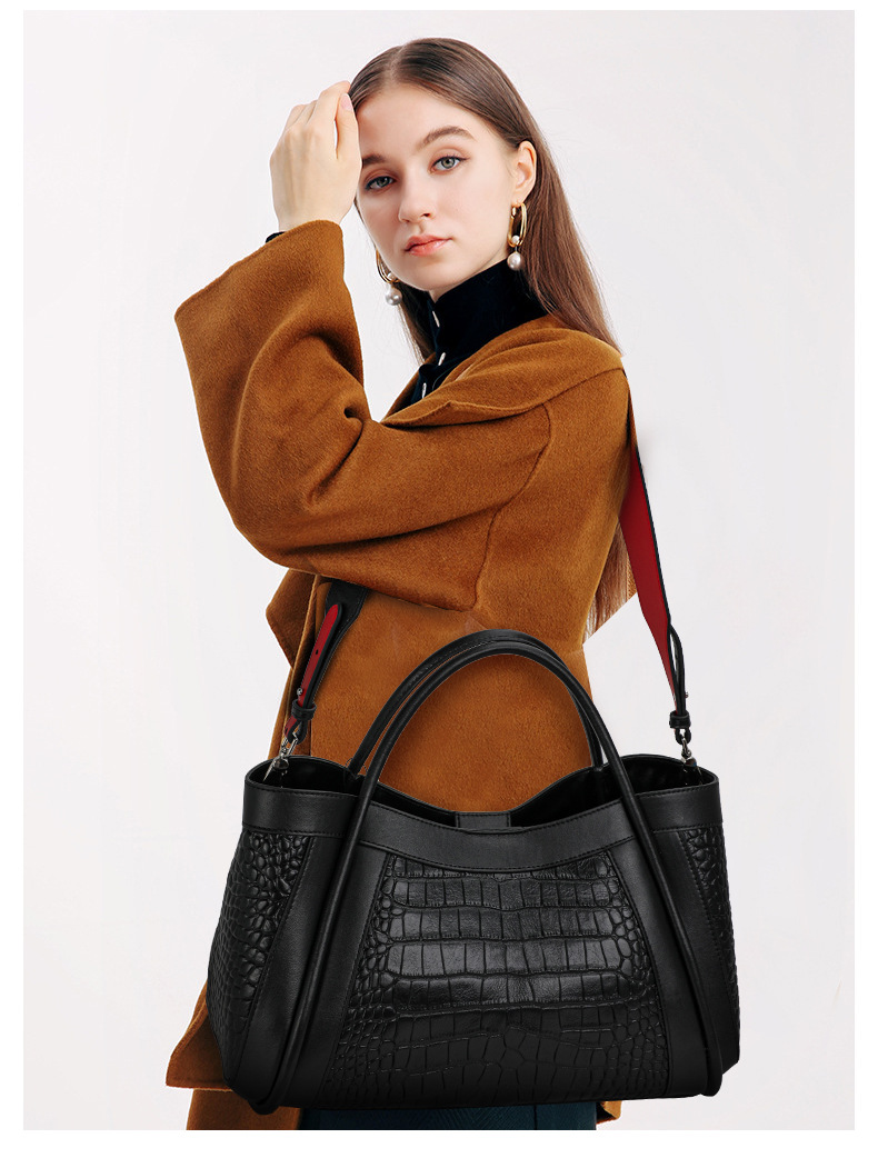 Dahila Leather Tote Bag