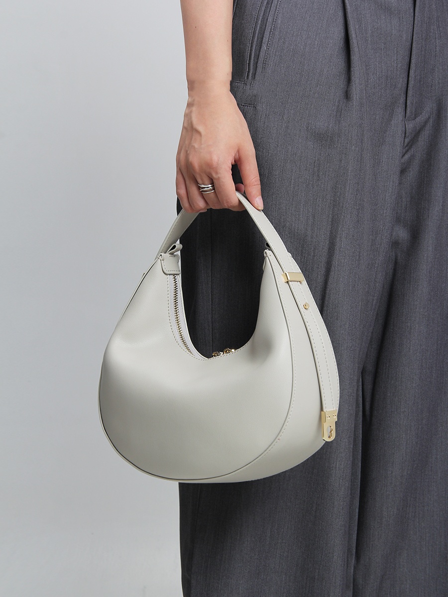 The Solis Shoulder Bag