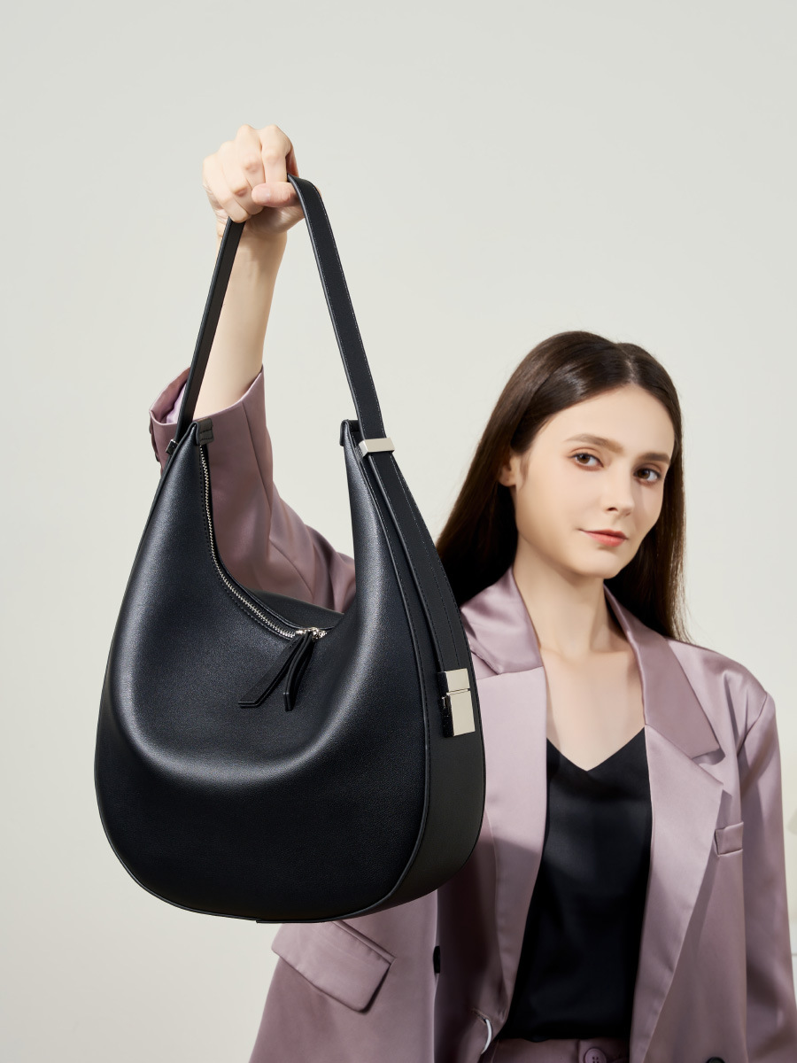 Classic Easy Tote