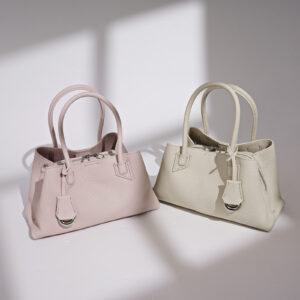 Elm Leather Top Handle