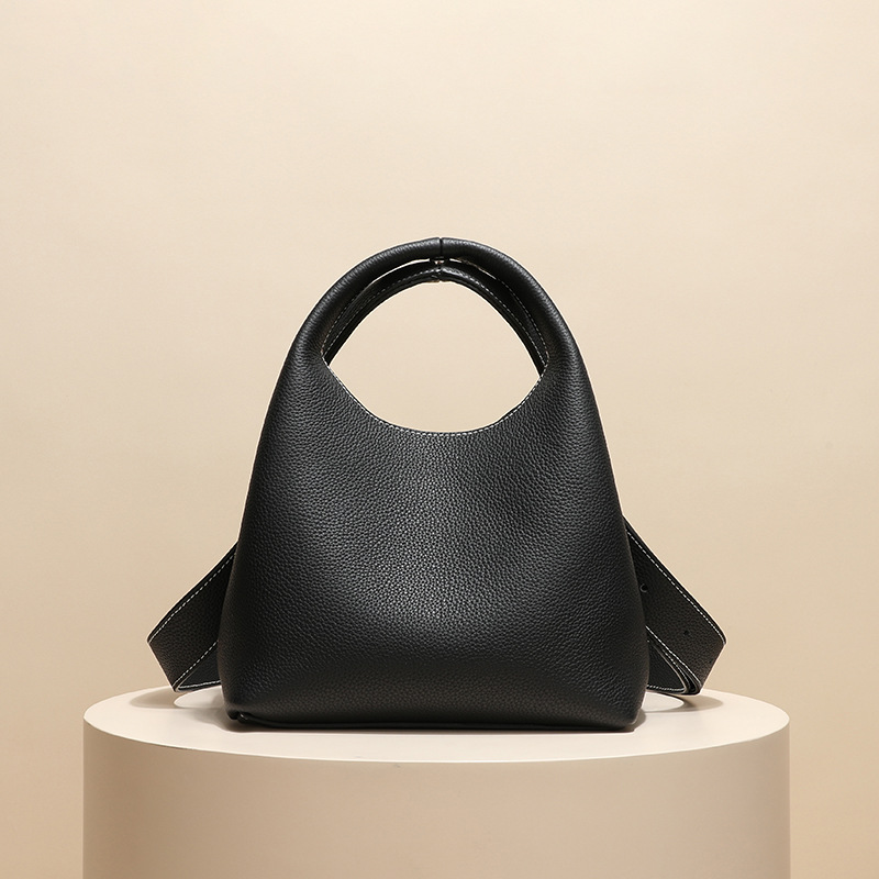 Luvia Crossbody Bag