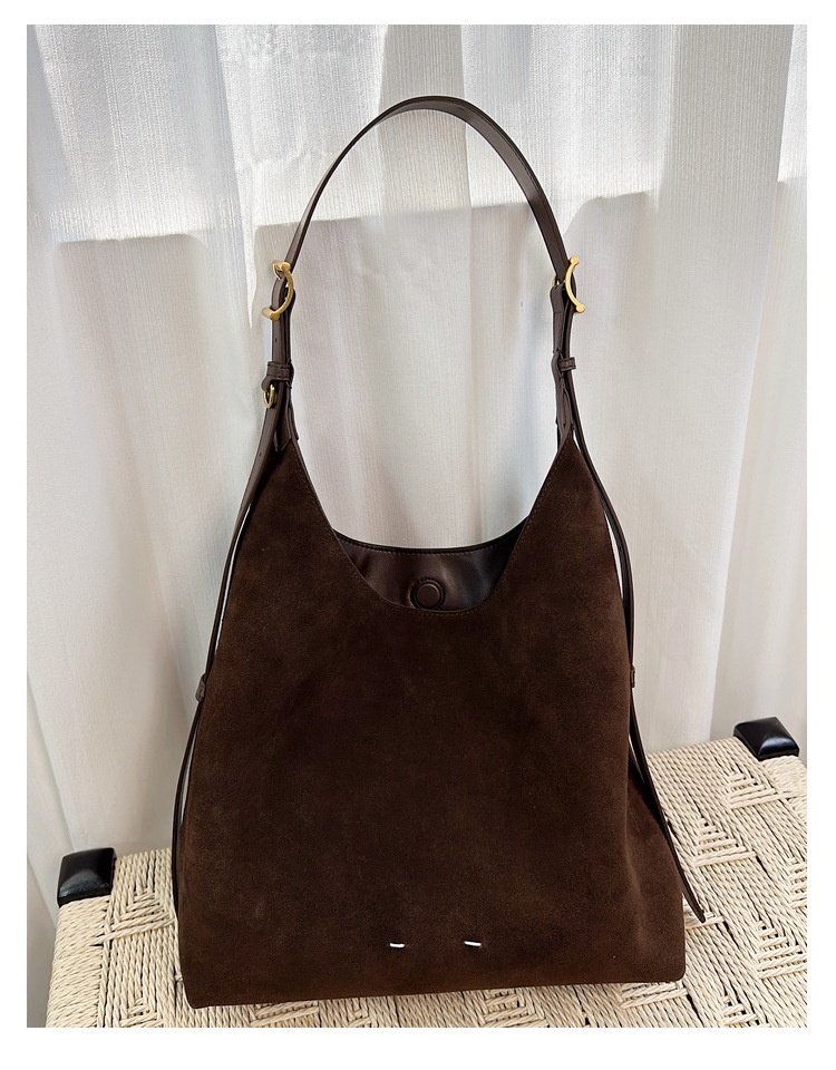 Elowen Tote Bag