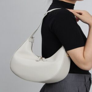 The Solis Shoulder Bag