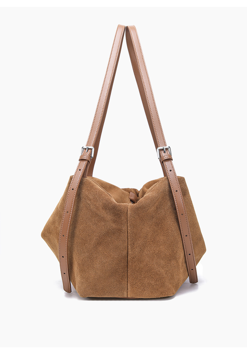 Arlo Shoulder Bag