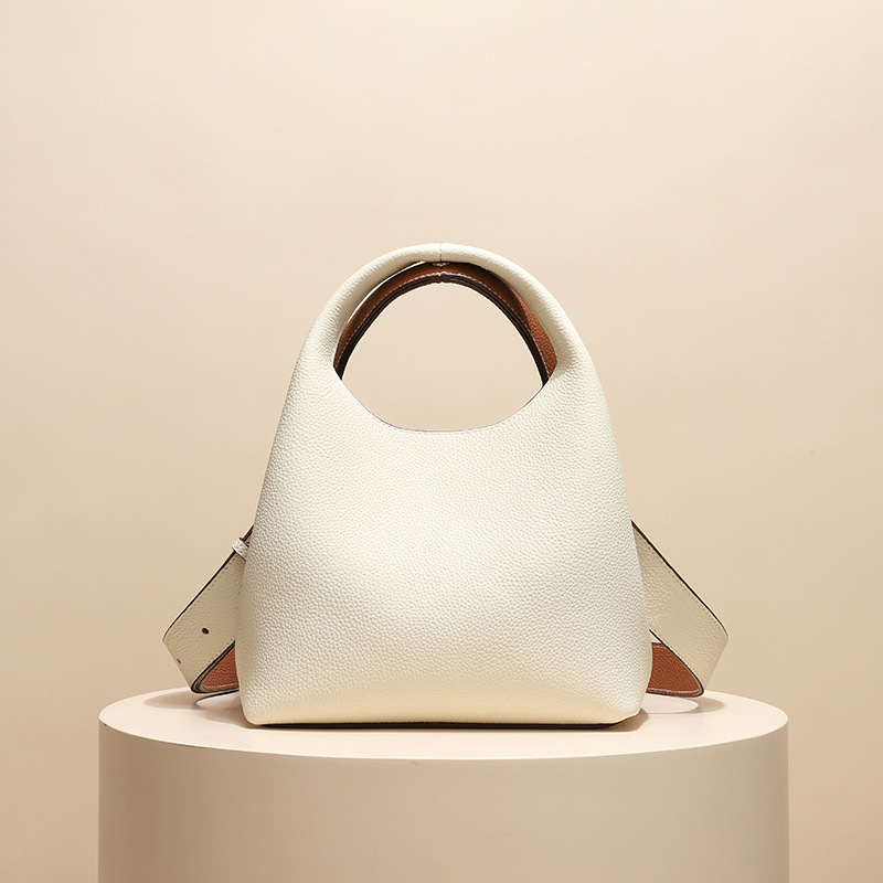 Luvia Crossbody Bag